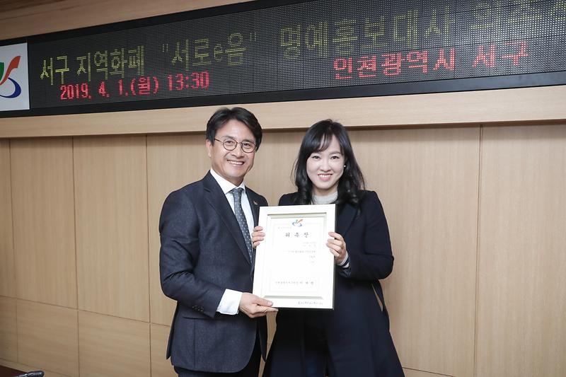 Young-1590.jpg 이미지