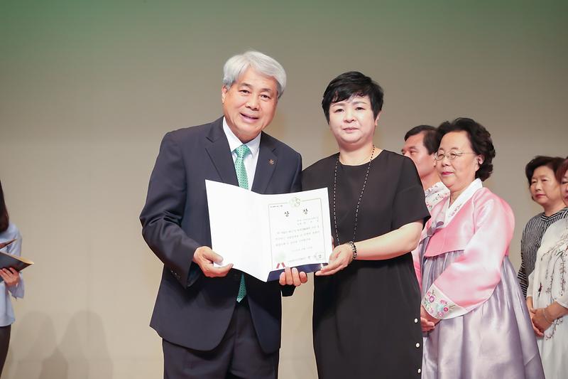 Young-1606.jpg 이미지