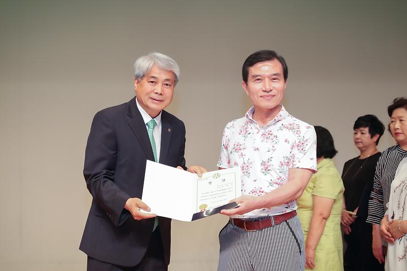 Young-1618.jpg 이미지