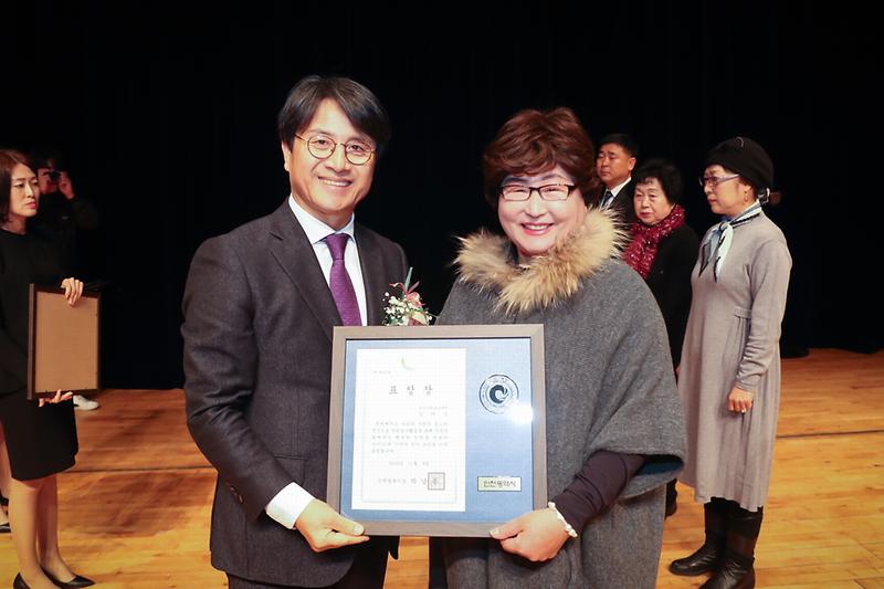 Young-1632.jpg 이미지