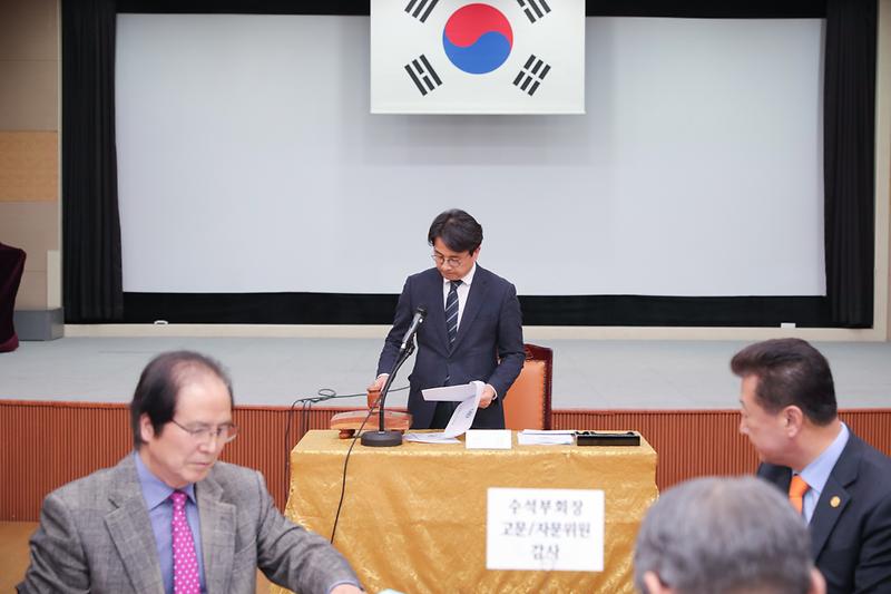 Young-1633.jpg 이미지