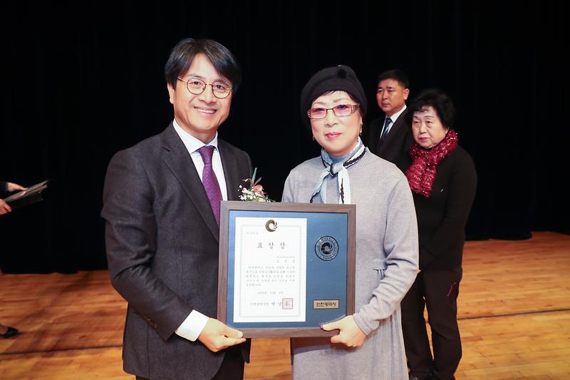 Young-1638.jpg 이미지