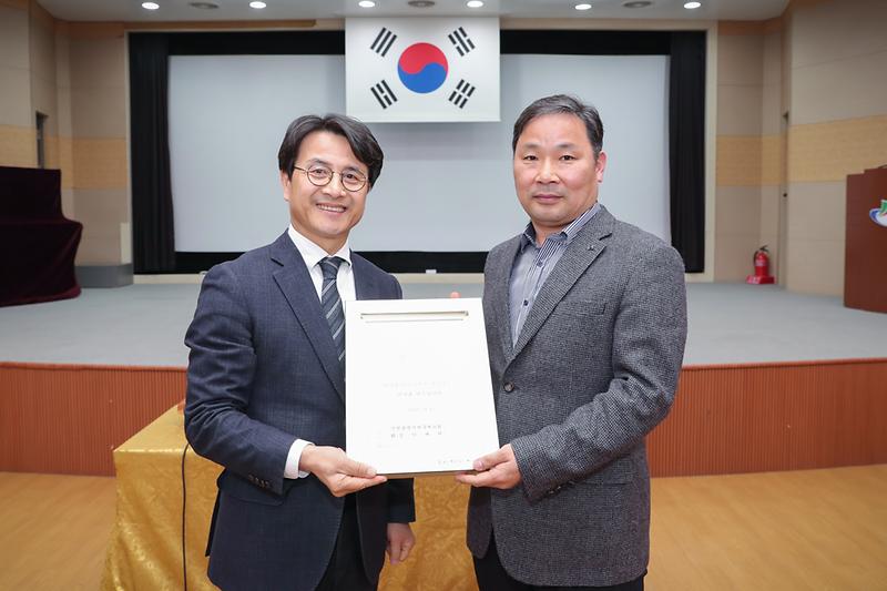 Young-1685.jpg 이미지