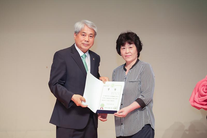 Young-1686.jpg 이미지