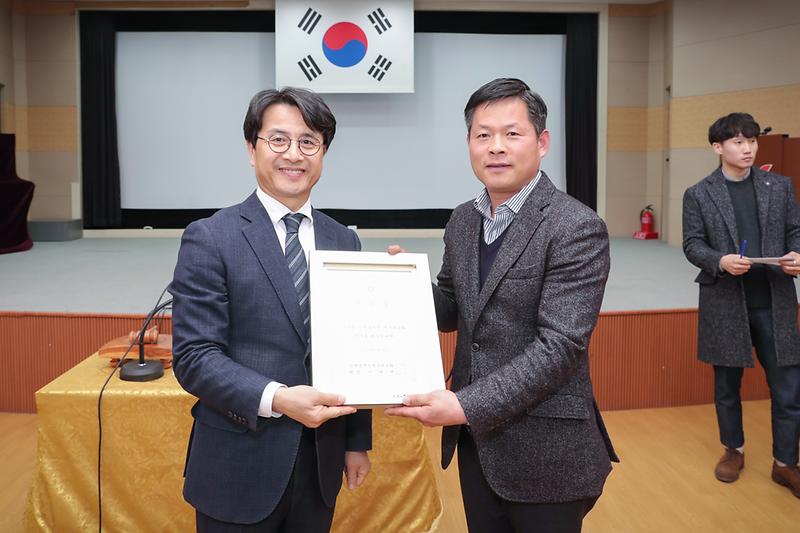 Young-1690.jpg 이미지