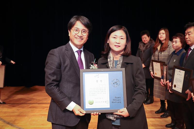 Young-1723.jpg 이미지