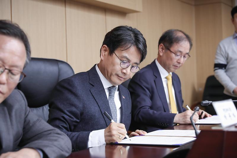 Young-1753.jpg 이미지