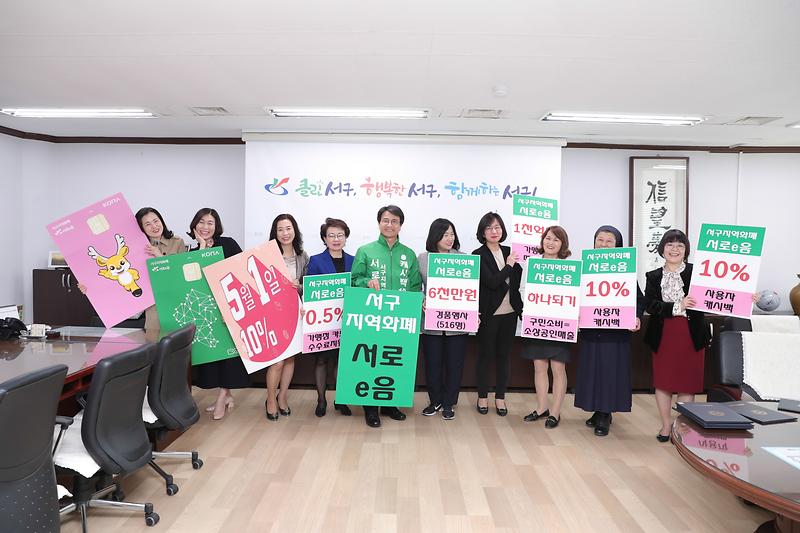 Young-1844.jpg 이미지