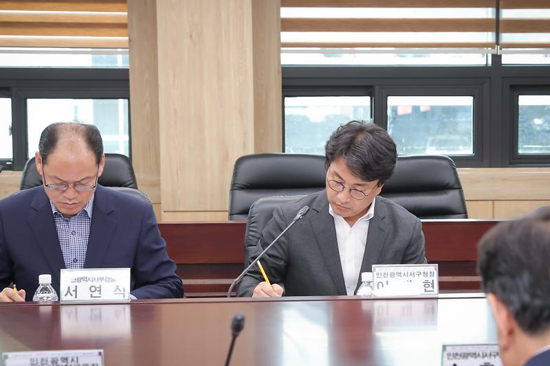 Young-1856.jpg 이미지