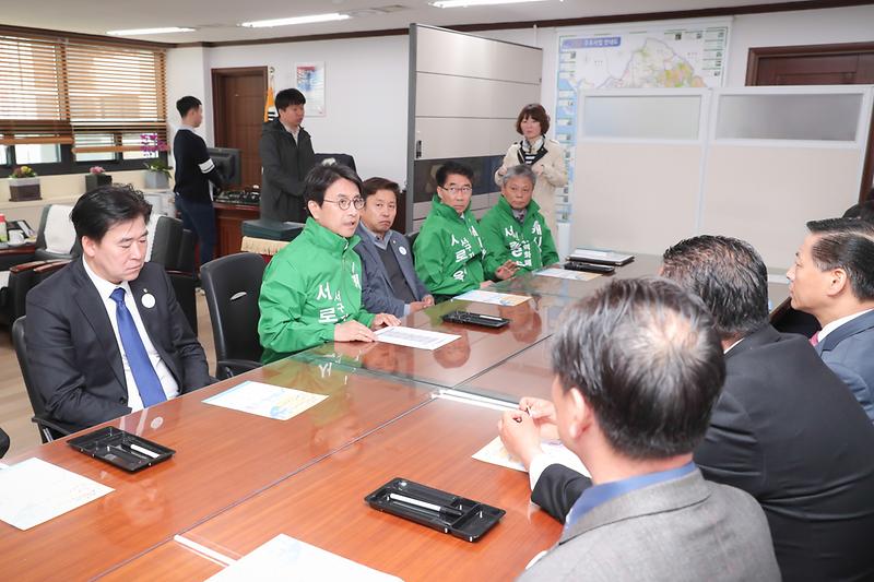 Young-1925.jpg 이미지