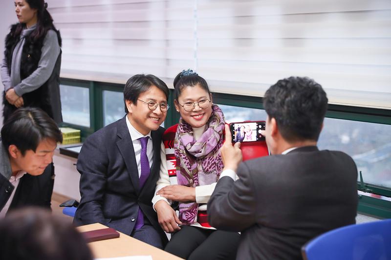 Young-1963.jpg 이미지