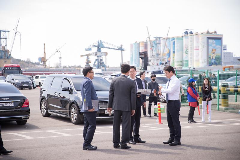 Young-1-7.jpg 이미지