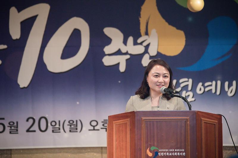 Young-2018.jpg 이미지