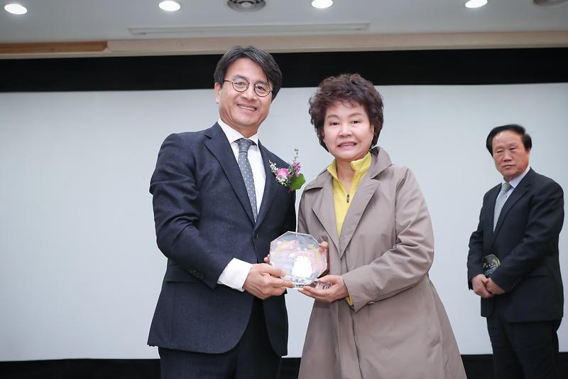 Young-2053.jpg 이미지