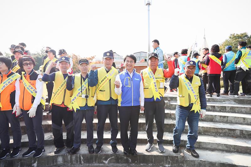 Young-2097.jpg 이미지