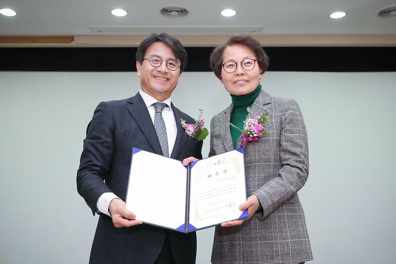 Young-2098.jpg 이미지