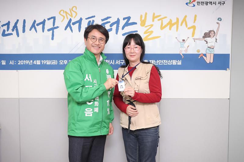 Young-2117.jpg 이미지