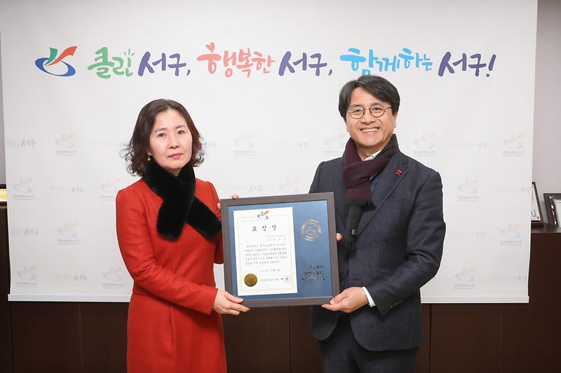 Young-2119.jpg 이미지