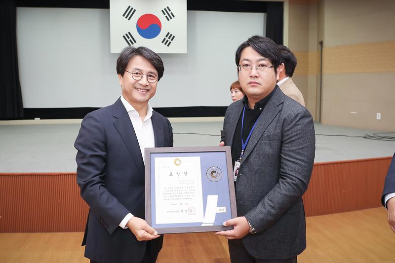 Young-2140.jpg 이미지