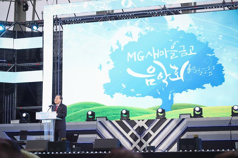 Young-2142.jpg 이미지