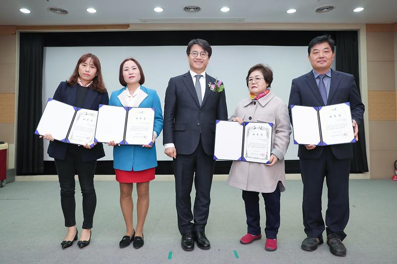 Young-2158.jpg 이미지