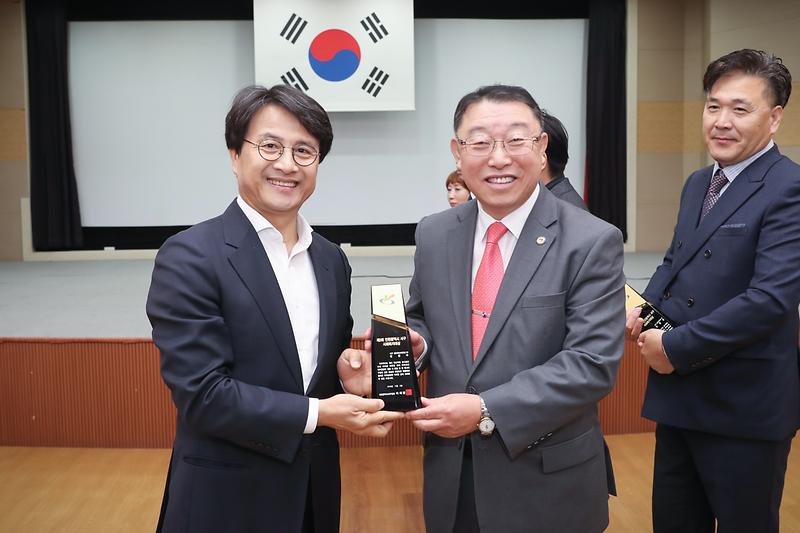 Young-2166.jpg 이미지