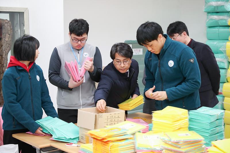 Young-2203.jpg 이미지