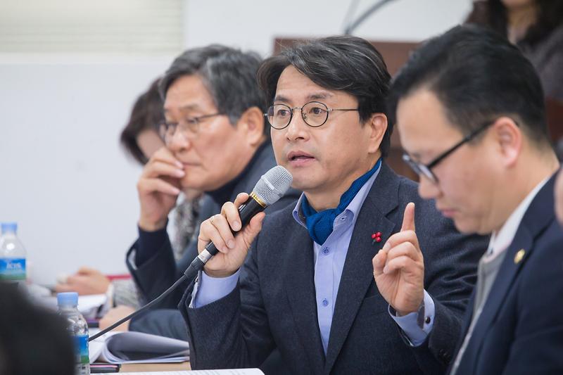 Young-2326.jpg 이미지