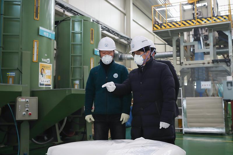 Young-2343.jpg 이미지