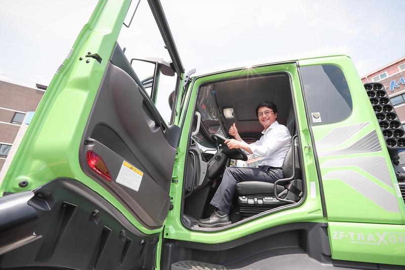 Young-2469.jpg 이미지