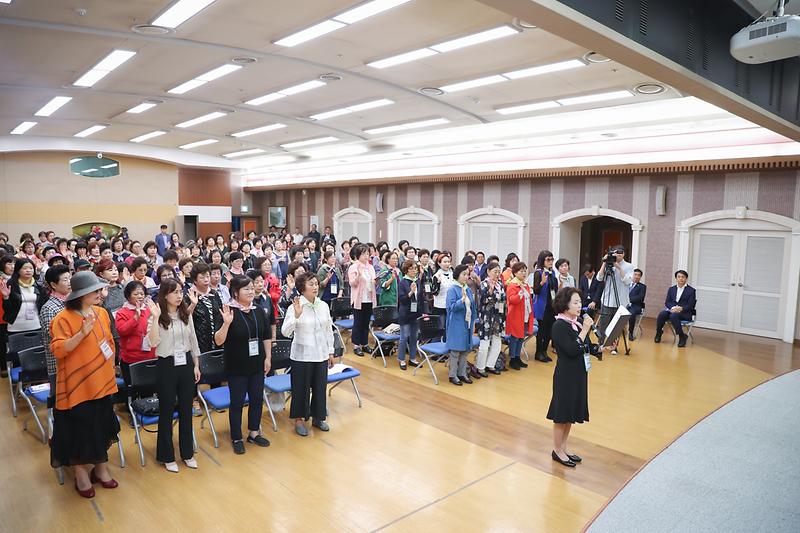 Young-2515-2.jpg 이미지