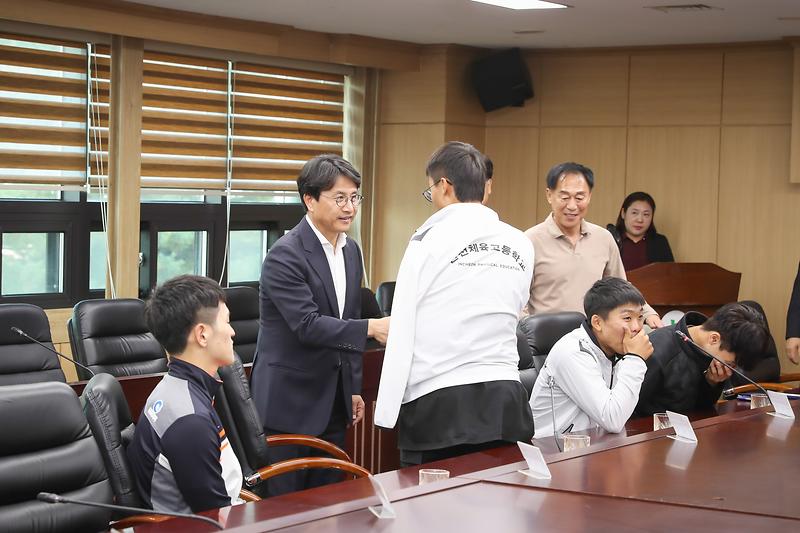 Young-2591.jpg 이미지