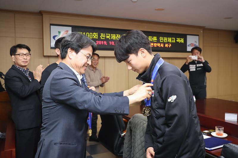 Young-2628.jpg 이미지