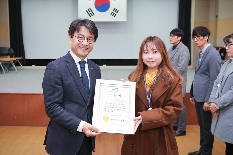 Young-2724.jpg 이미지