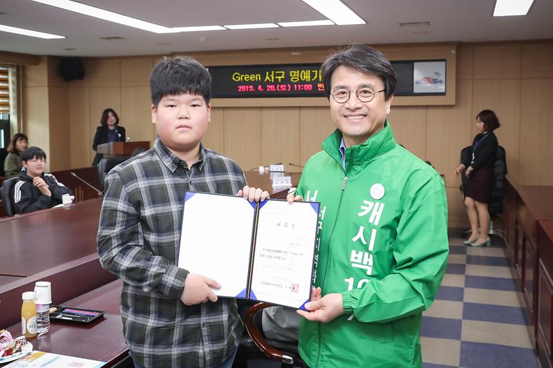 Young-2755.jpg 이미지