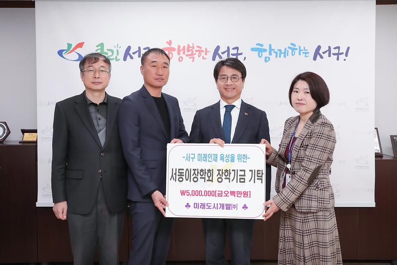 Young-2830.jpg 이미지