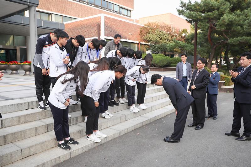 Young-2899.jpg 이미지