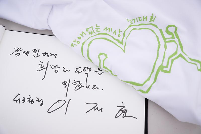 Young-2921.jpg 이미지