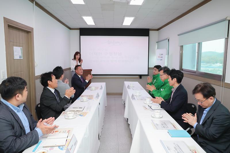 Young-2955.jpg 이미지