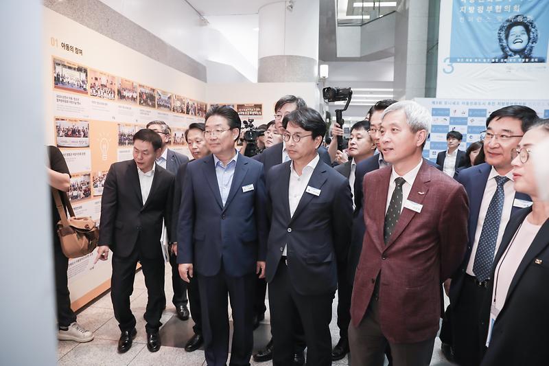 Young-3047-2.jpg 이미지