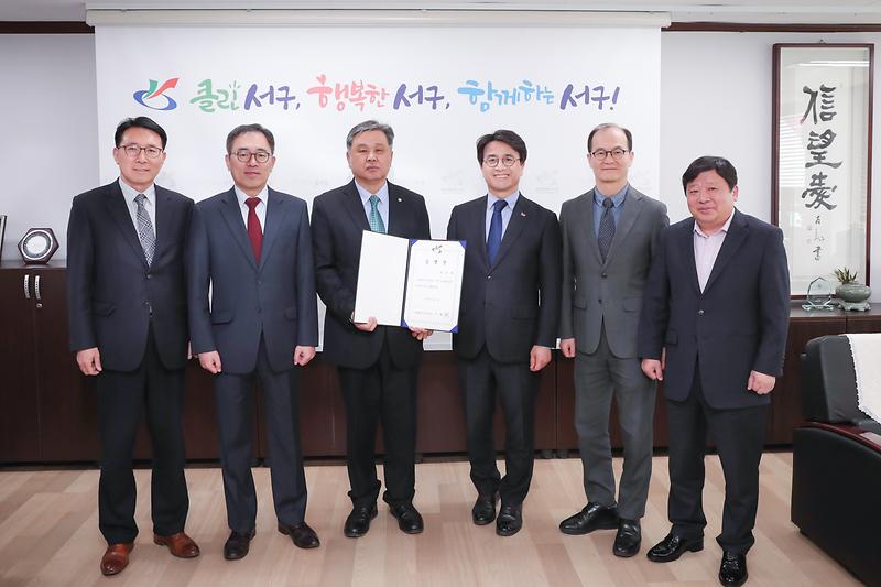 Young-3224.jpg 이미지