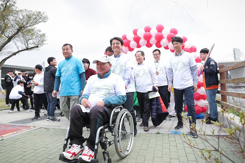 Young-3227.jpg 이미지