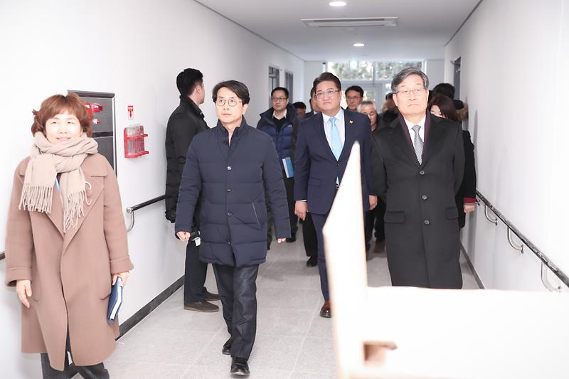 Young-3246.jpg 이미지