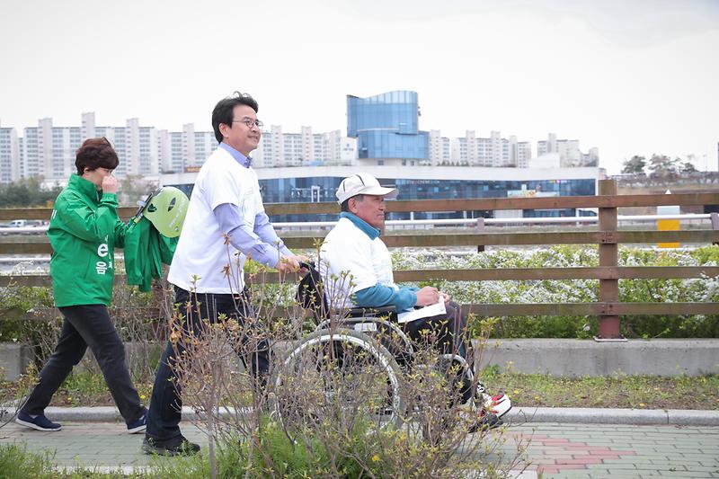 Young-3311.jpg 이미지