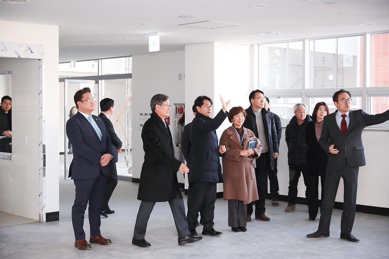 Young-3327.jpg 이미지