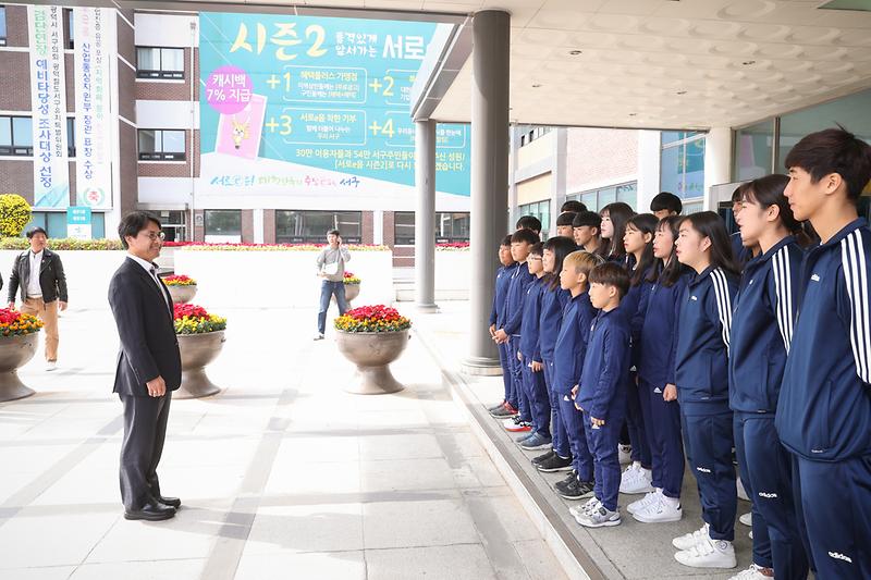 Young-3454.jpg 이미지