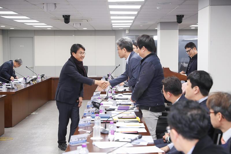 Young-3460.jpg 이미지