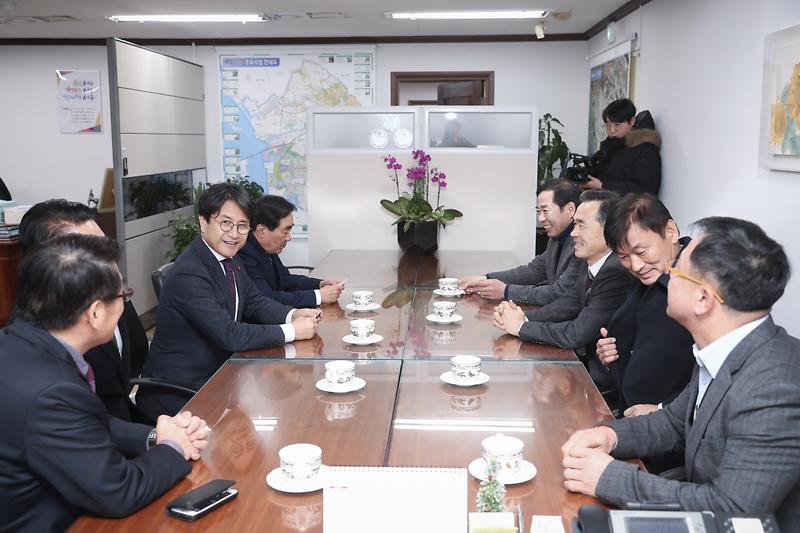 Young-3500.jpg 이미지