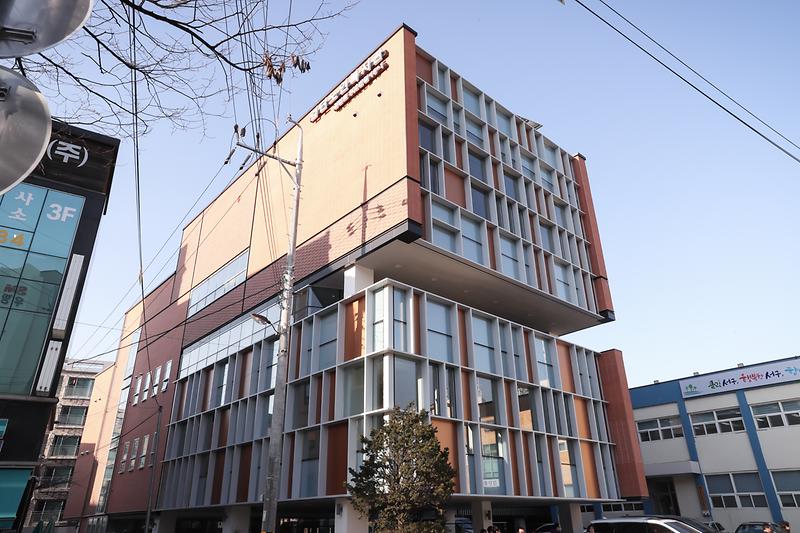 Young-3516.jpg 이미지