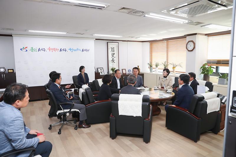 Young-3797.jpg 이미지